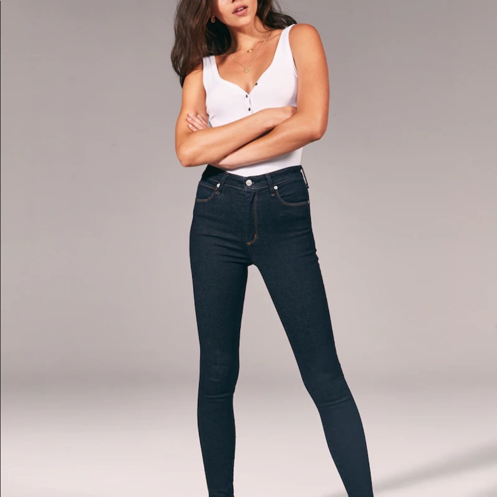 Abercrombie and Fitch super skinny high rise jeans - Picture 2 of 5
